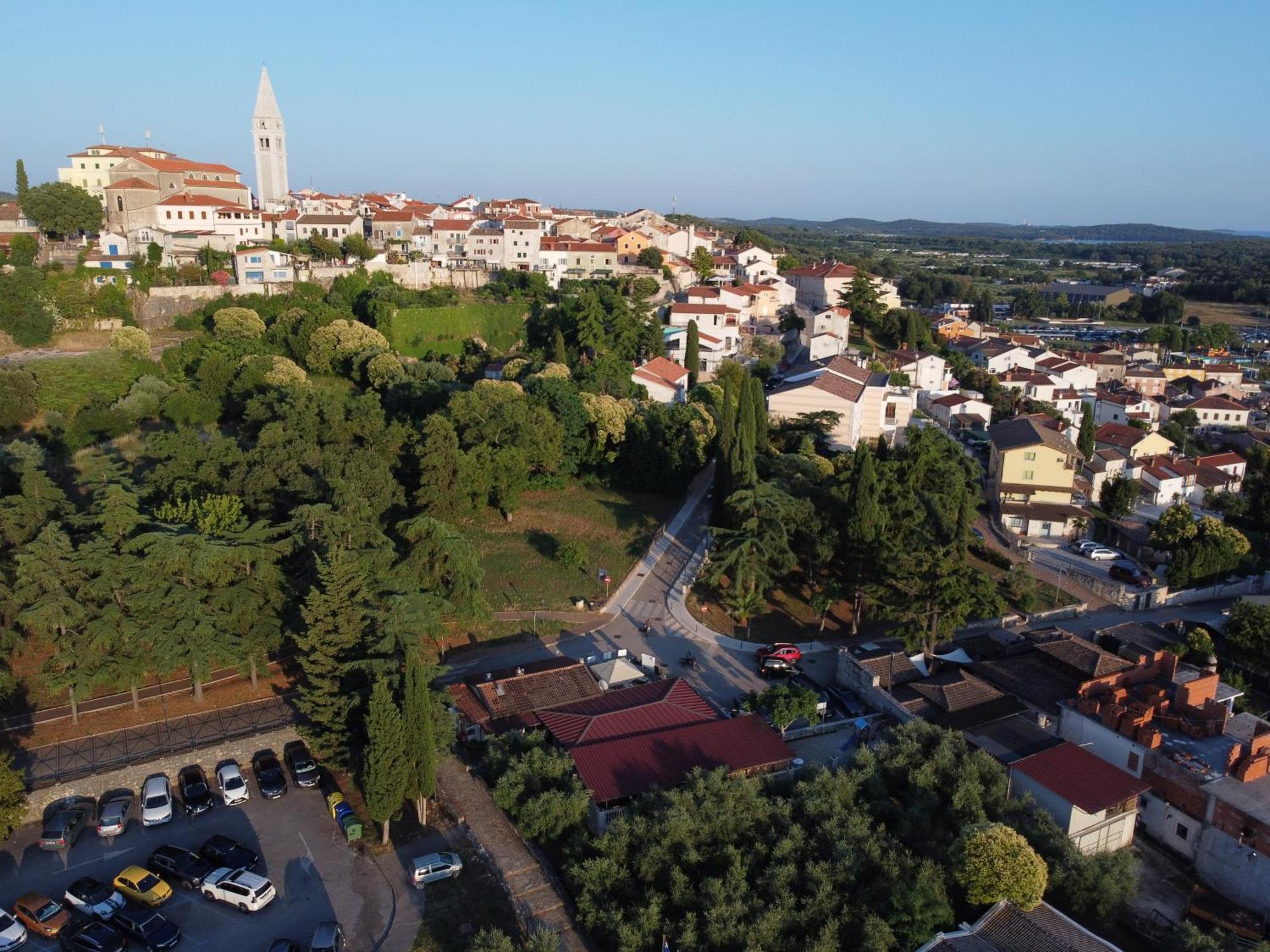 Hotel Vista Vrsar Bagian luar foto